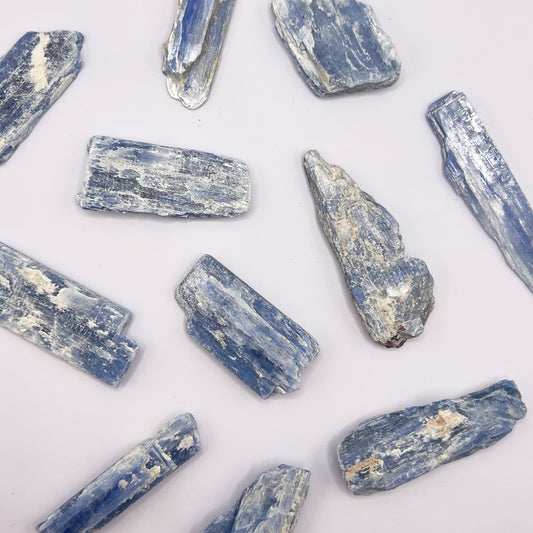 Cianita masivo - White Shine