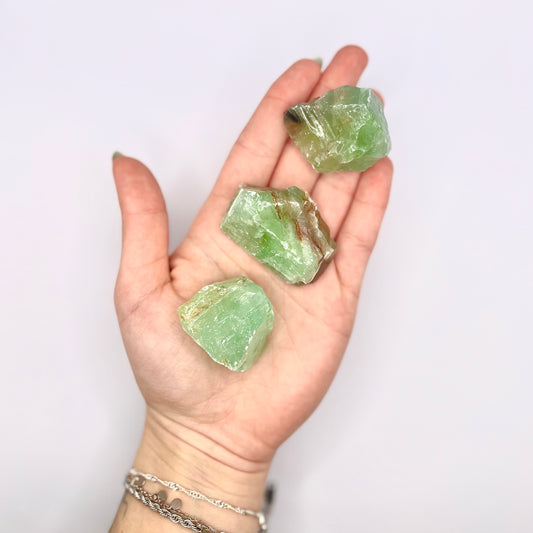 Calcita Verde masivo - White Shine