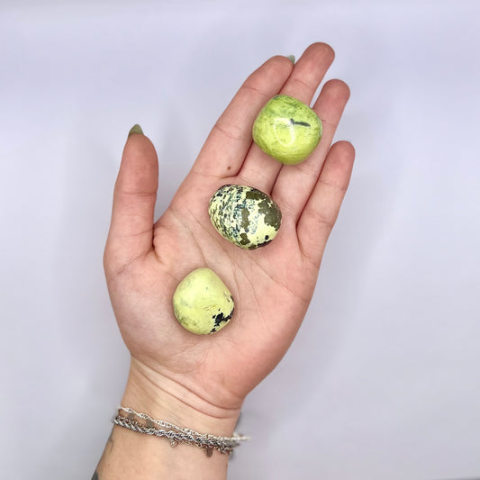 Serpentina rodado - White Shine