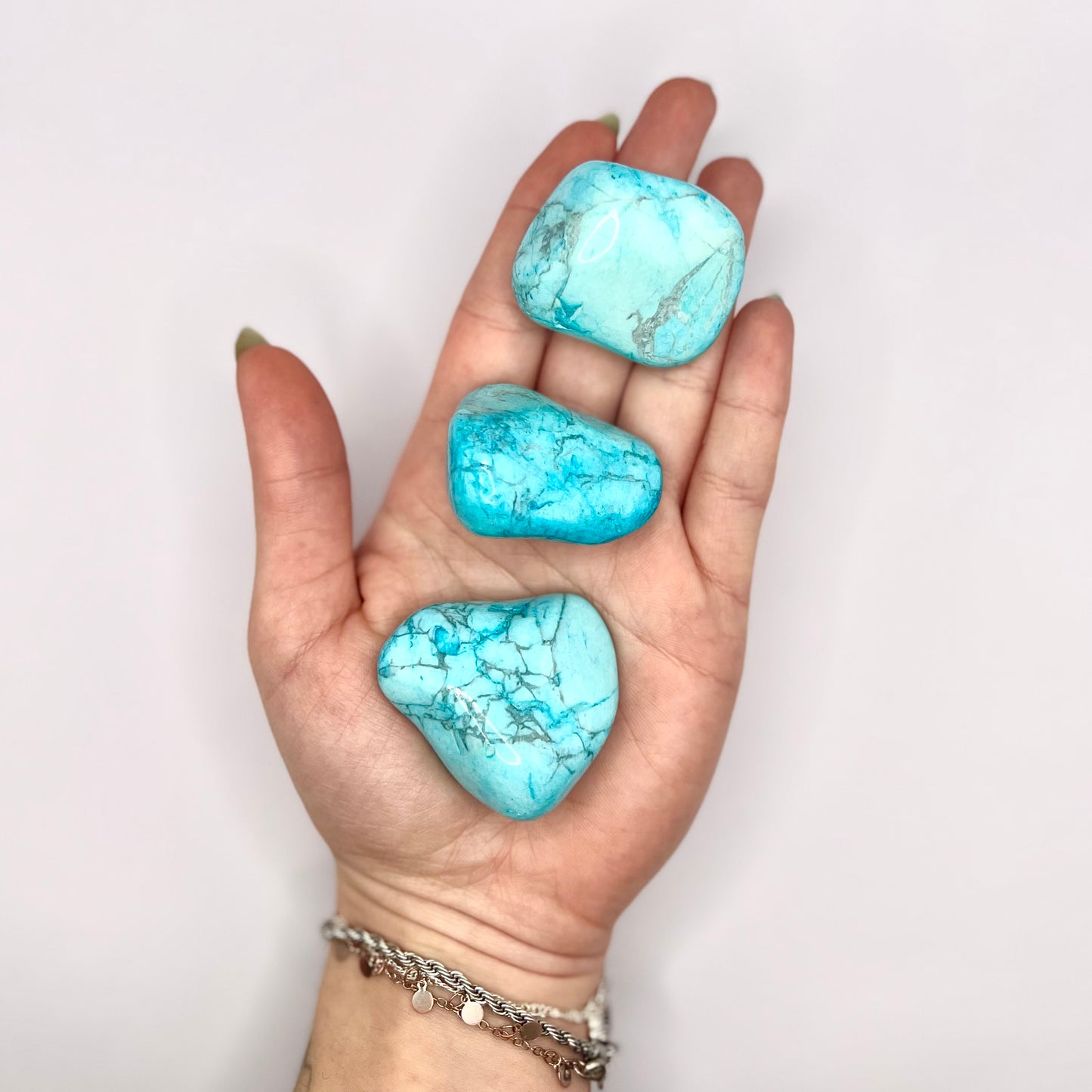 Howlita Azul rodado - White Shine