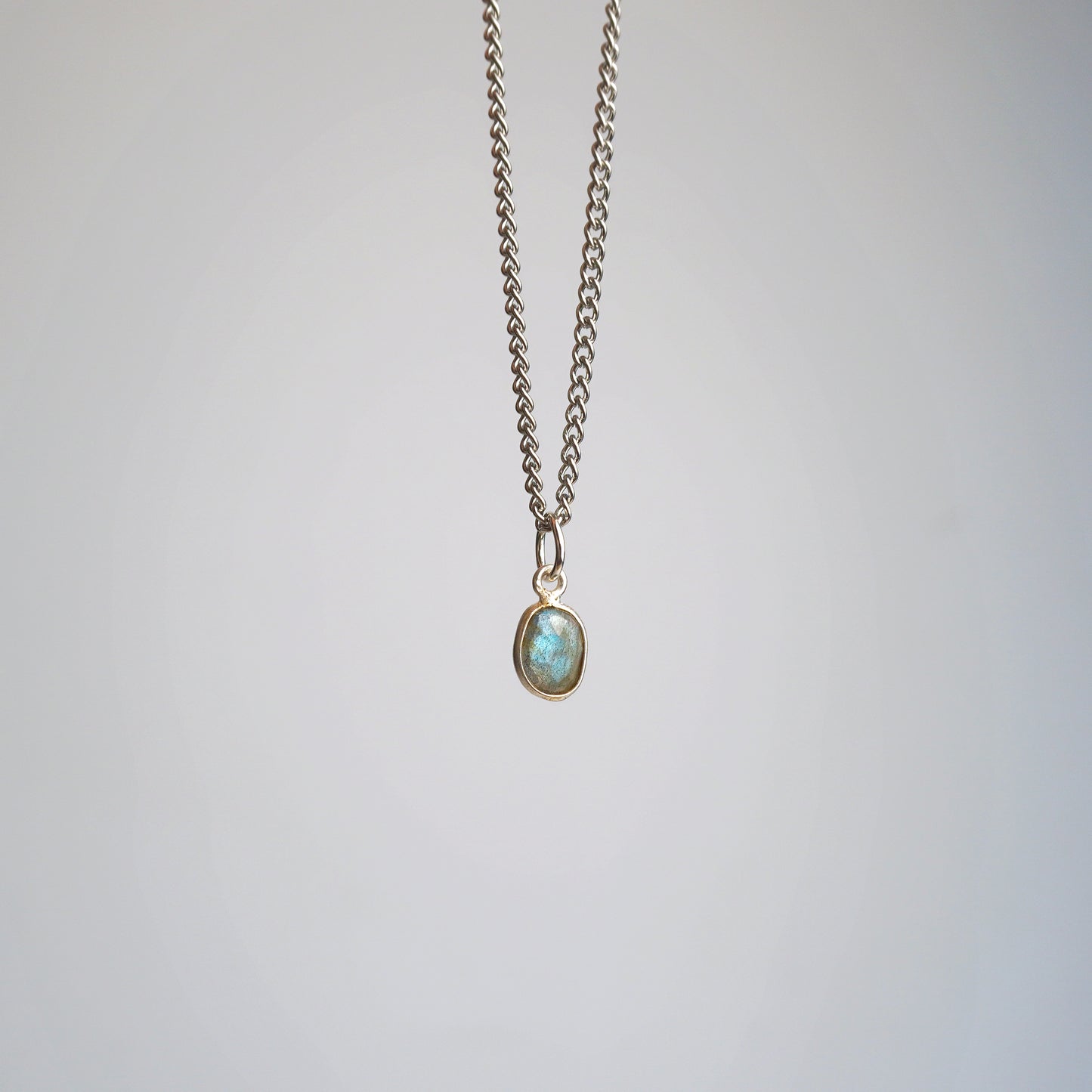 Collar Labradorita facetada