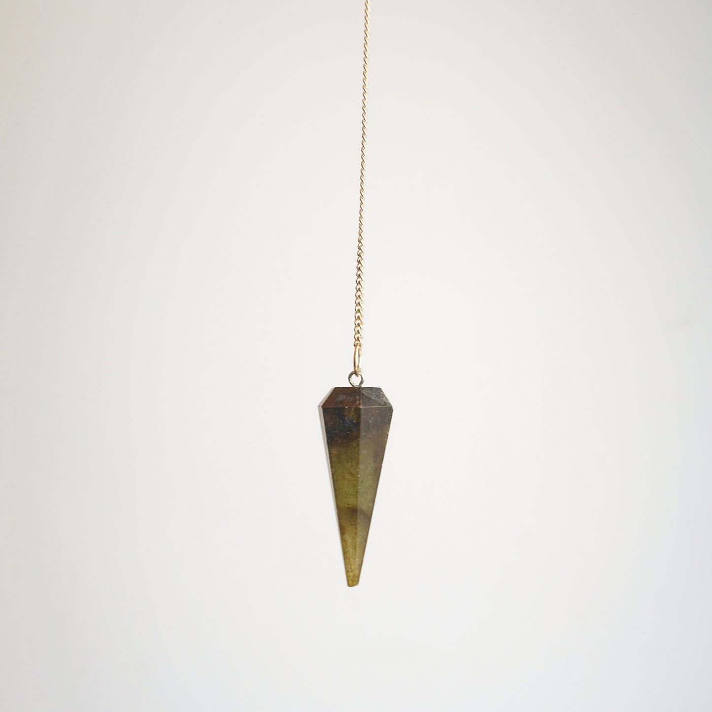 Péndulo de Labradorita