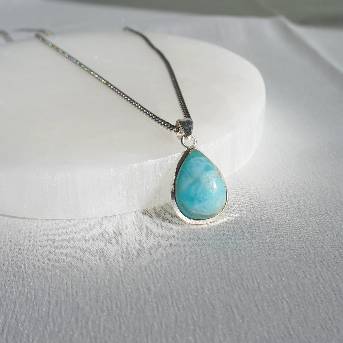 Collar cabujón de Larimar | Paz emocional y serenidad