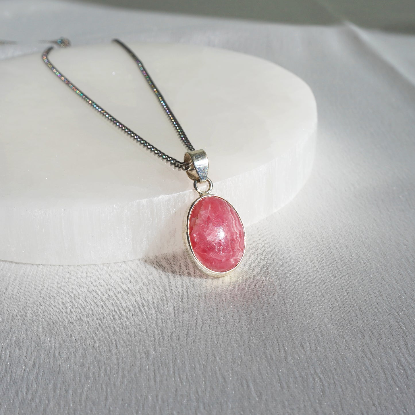 Collar cabujón de Rodocrosita | Amor y liberación emocional