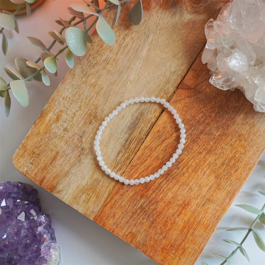 Pulsera Piedra Luna | Bolas 4mm | Energía femenina e intuición