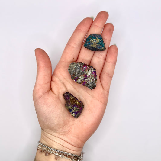 Calcopirita Irisada masivo - White Shine