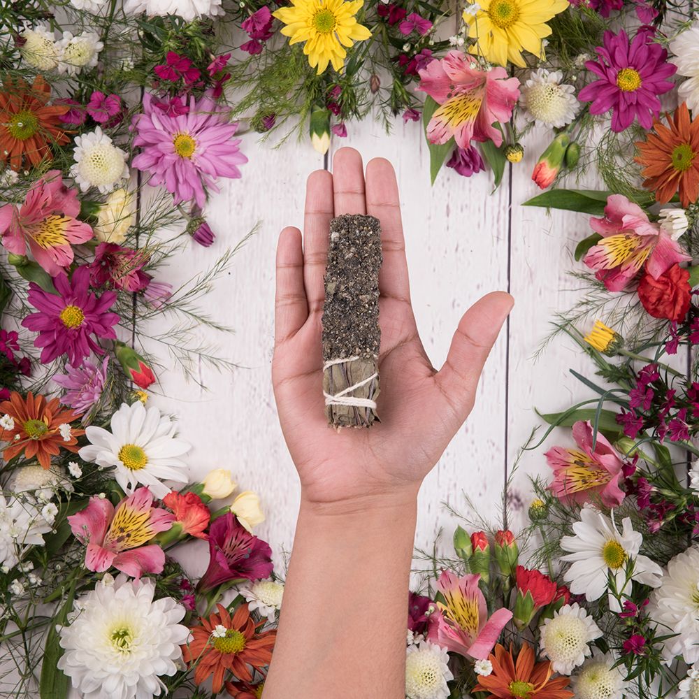 Sahumito Copal - Protector Energético - Sagrada Madre - White Shine