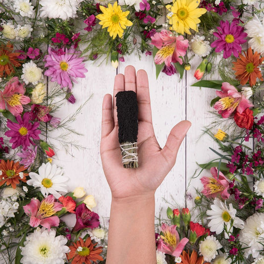 Sahumito Estoraque y Alcanfor - Escudo Protector - Sagrada Madre - White Shine