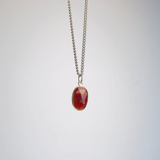 Collar Granate facetado