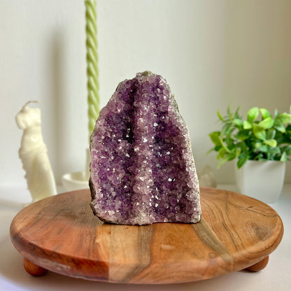 Drusa de Amatista con base plana