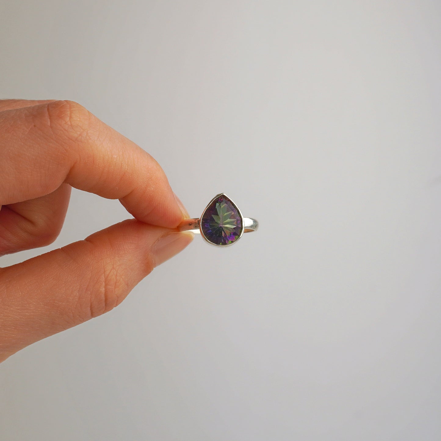 Anillo Topacio Místico