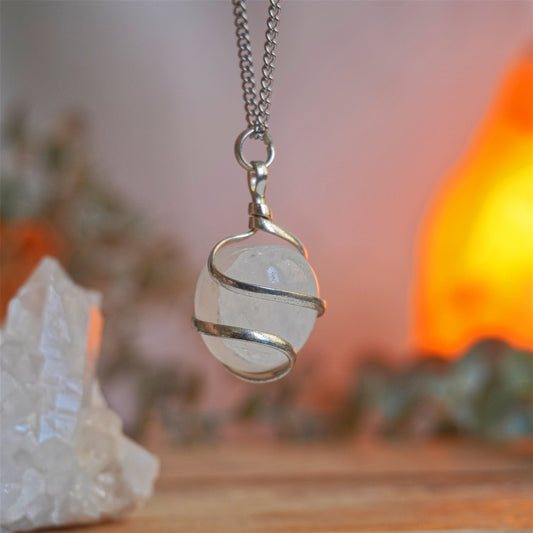 Collar espiral con Cuarzo Blanco | Limpieza energética y claridad