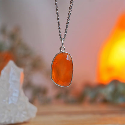 Collar Cornalina facetada | Energía y motivación