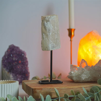 Selenita en peana | Limpieza energética y atmósfera pacífica