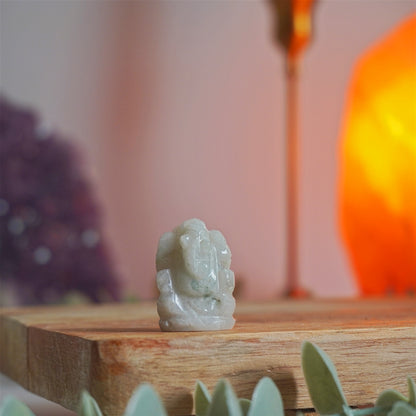 Mini Ganesha de Piedra Luna | Energía femenina e intuición