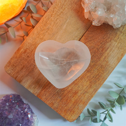 Bol Corazón de Selenita | Limpieza energética y atmósfera pacífica