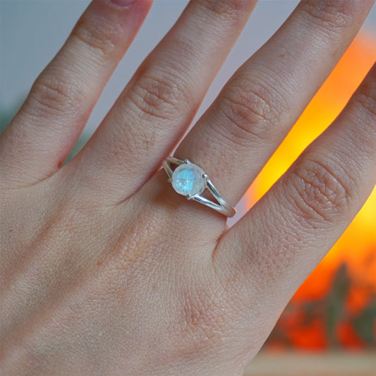 Anillo Piedra Luna | Energía femenina e intuición