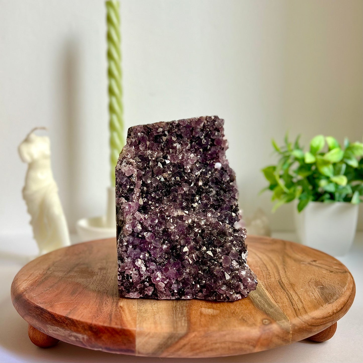 Drusa de Amatista con base plana