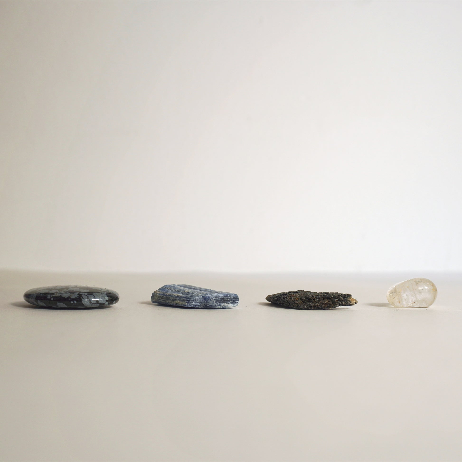 Kit de Minerales | Limpieza energética profunda - Minerales para soltar y transmutar